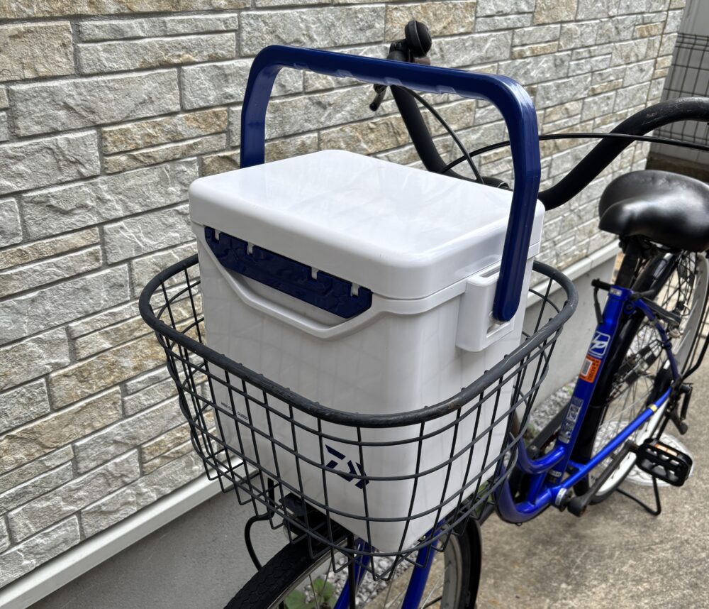 ミニクールは自転車のカゴに入る