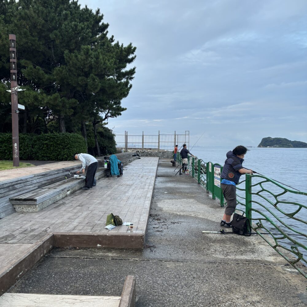 2026年8月16日18時10分頃の海辺つり公園先端付近の風景